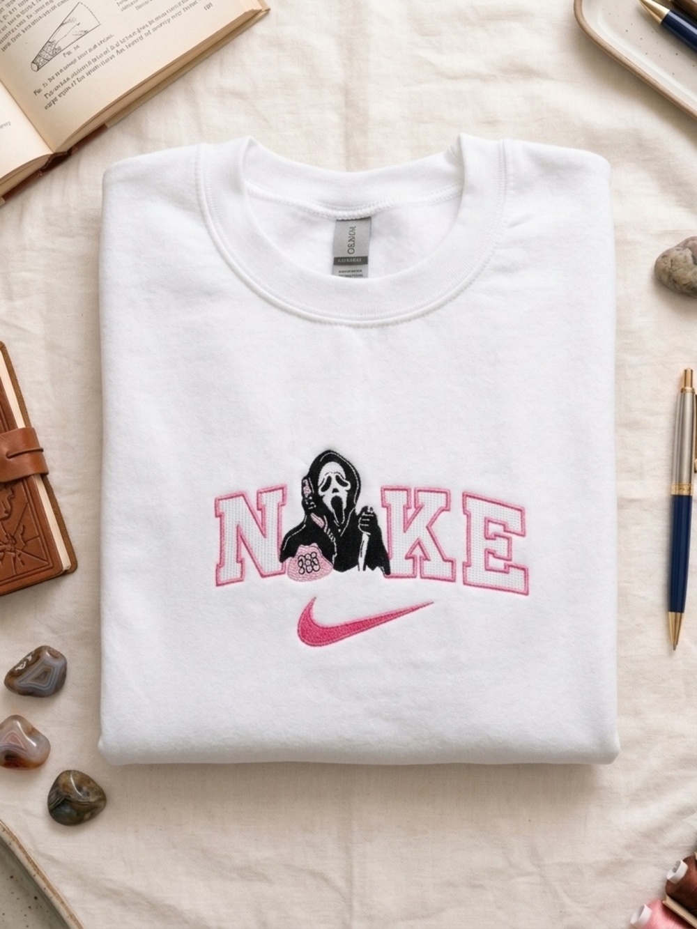 Scream sweater - Embroidered - halloween sweater